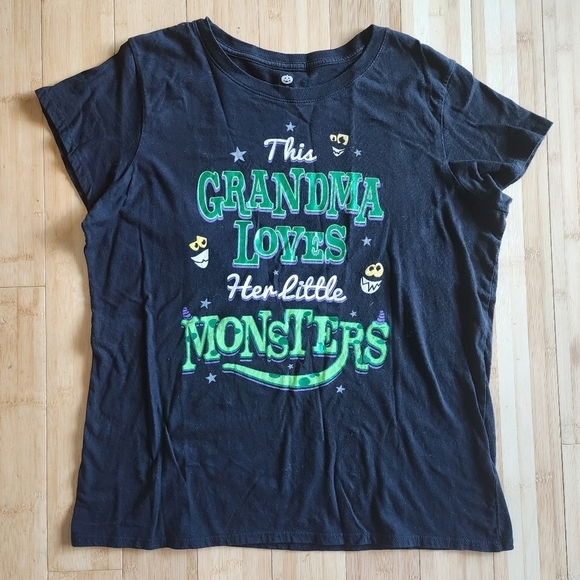 "This Grandma Loves Her Little Monsters" Black Halloween T-Shirt Women's XL Plus - Picture 1 of 6